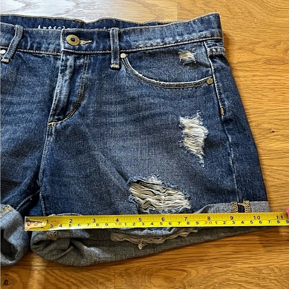 Articles Of Society Jimmy Distressed Jean Cuffed Shorts - Picture 5 of 5